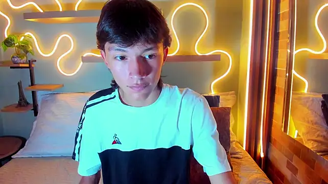 Alan_Madisson live XXX chat