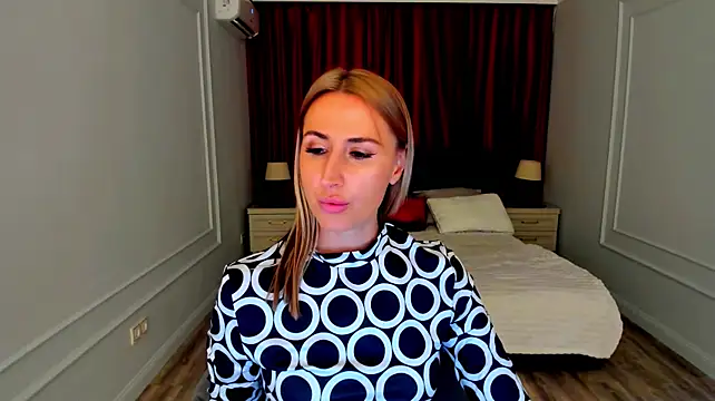 PassionGlow Adlı Modelin Canlı XXX Sohbeti