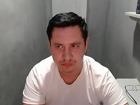 Chat +18 de Max_Marlinn ao vivo