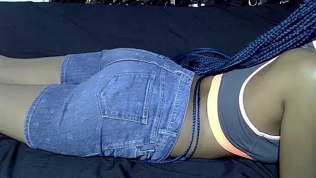 Czat XXX na żywo – Kiky_Cash