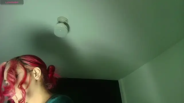 EvaaFoxxy1's Live XXX Chat