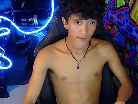 hugekenbigcock Live XXX-chat