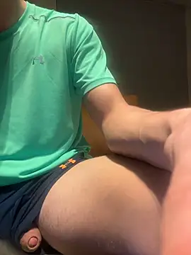 mikeee0102 现场XXX聊天