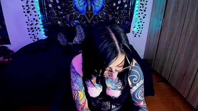 alice_666f's Live XXX Chat