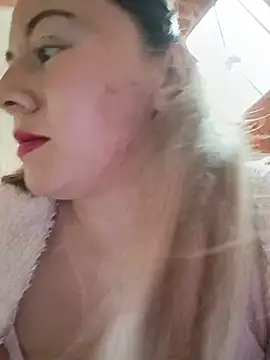 Hannah-colx Chat XXX in diretta
