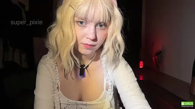 super_pixie Adlı Modelin Canlı XXX Sohbeti