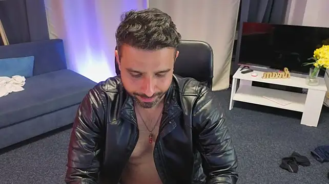 RyannSteel Live XXX Chat