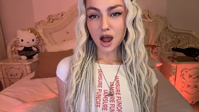 LeraFox Adlı Modelin Canlı XXX Sohbeti
