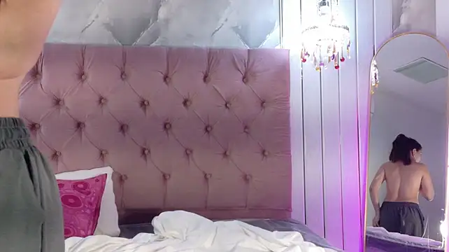 Gabby-Sweet Adlı Modelin Canlı XXX Sohbeti