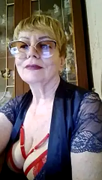 SophieBurns Adlı Modelin Canlı XXX Sohbeti