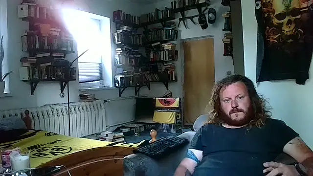 Show modela sunr1sa na web-kameri
