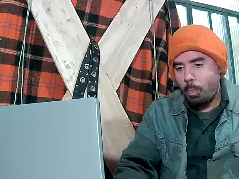 Chat XXX ao vivo de Smoker_lounge