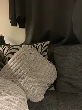 SexyLoLoUK's Live XXX Chat