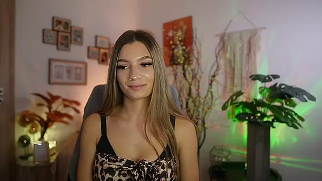 Anna_Brie: онлайн-секс-чат