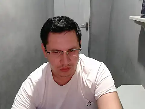 Онлайн чат XXX Max_Marlinn