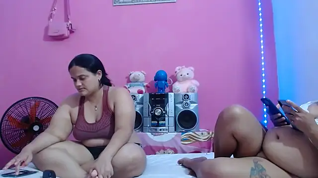 brunnette_hot's Live XXX Chat