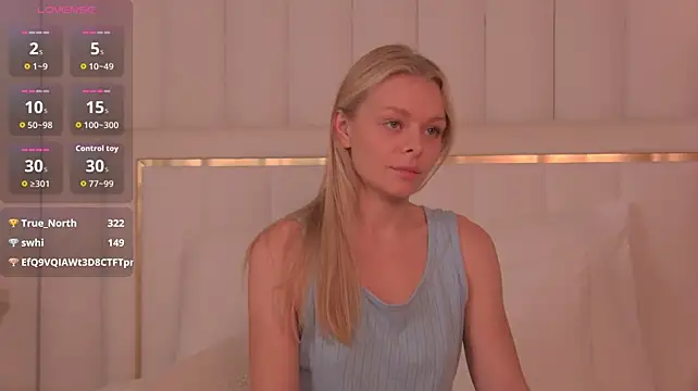 VictoriaHester's Live XXX Chat