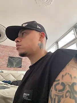 Chat XXX Live AlphaMasterXxx