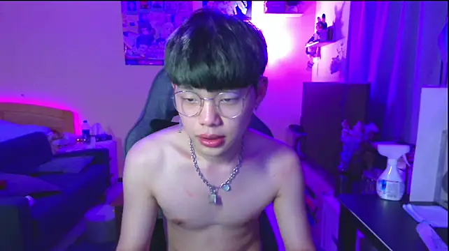 Chat +18 de Hitoshi1210 ao vivo
