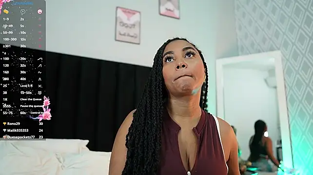 colombiamommy's Live XXX Chat