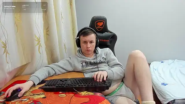 iliaskrislove live XXX chat