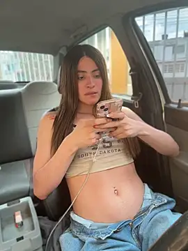 XXX chat uživo modela Lottus_fire