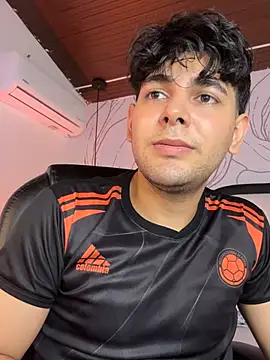 Samir_bear Live XXX-Chat