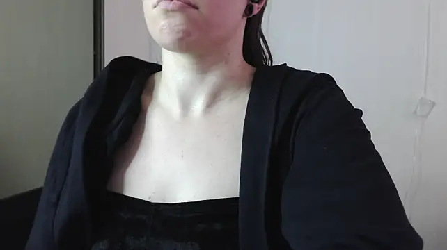 XXX chat uživo modela Aelita_bb
