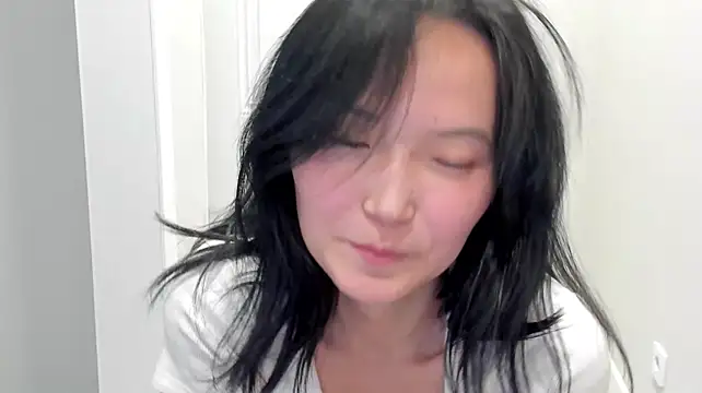 Онлайн чат XXX ailey_chao