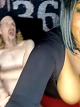 AmazonianMistress: απευθείας συνομιλία ΧΧΧ