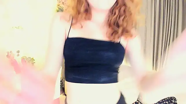 XXX chat uživo modela SereneFlame