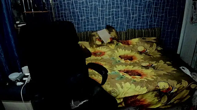 CuteBoy228 Adlı Modelin Canlı XXX Sohbeti