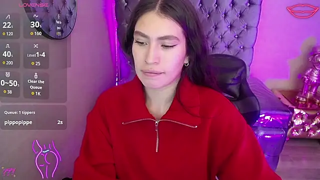 im_anny_t Adlı Modelin Canlı XXX Sohbeti