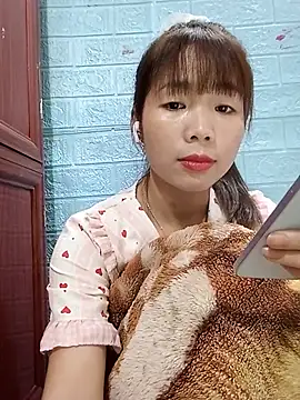 AmyLinee01 Chat XXX live