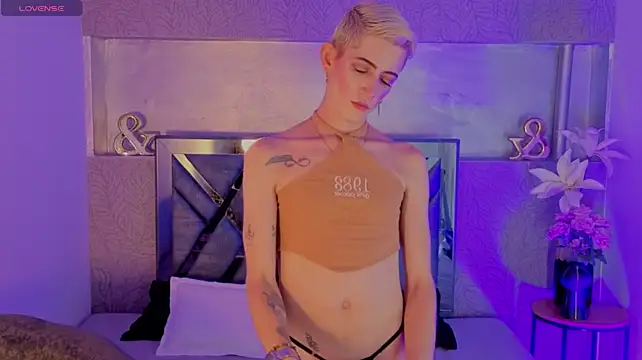 Chat XXX ao vivo de dominic_thailor