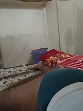 FILTHY_CHEESY_VILLAGER Adlı Modelin Canlı XXX Sohbeti