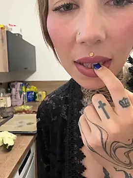LunaXmilo Adlı Modelin Canlı XXX Sohbeti