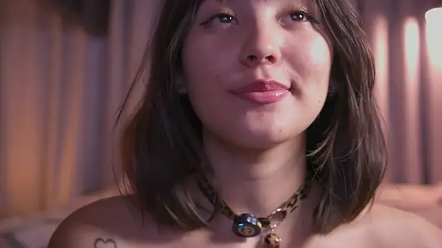 AitanaJhons_ Adlı Modelin Canlı XXX Sohbeti