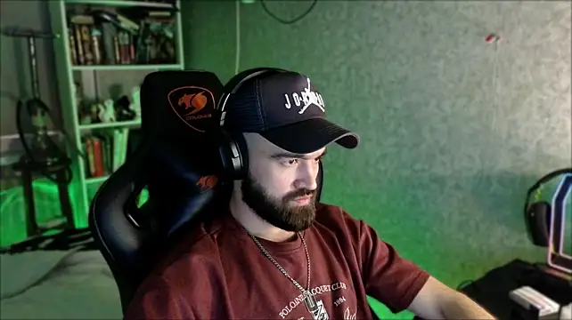 Chat XXX en directo de _Serious_Man
