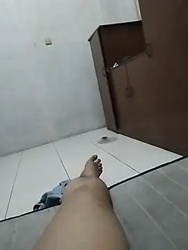 TriaEru69 Pertunjukan Webcam