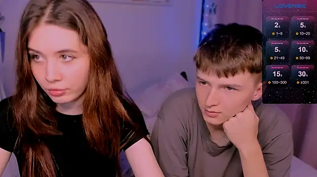 Онлайн чат XXX CoddleWeeper_