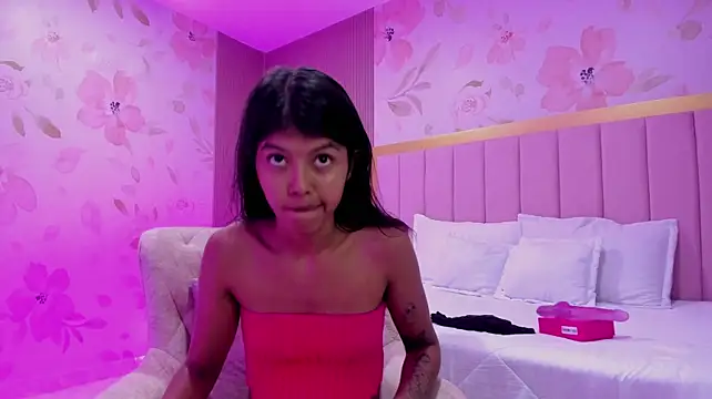 arietta_skinny's Live XXX Chat