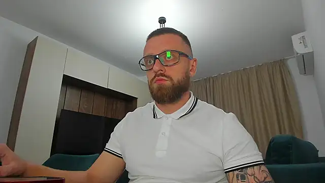 Živý XXX chat Findom_guy