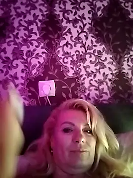 Chat +18 de Milla_kis ao vivo