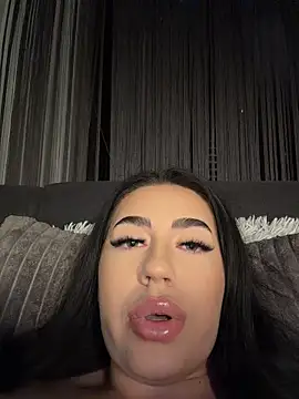 Онлайн чат XXX Andrestarr