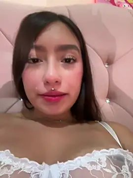 Chatroom XXX en direct de Miakittyyy