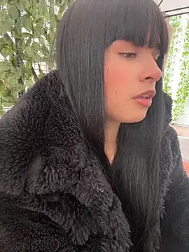 Chat +18 de Shalom_pink17 ao vivo