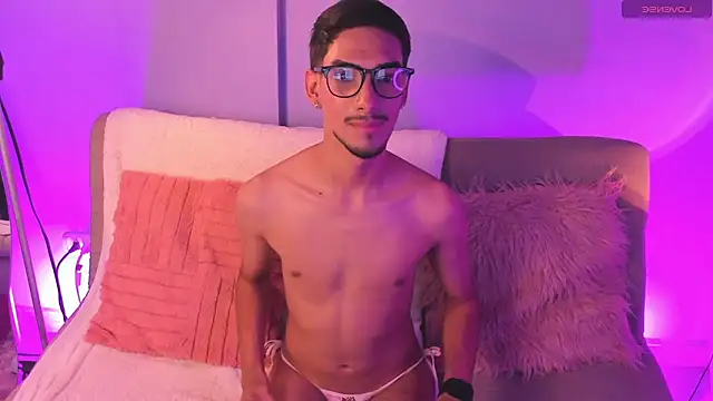 ApoloXanthos – Naživo XXX chat