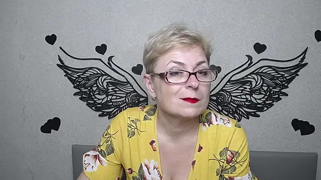EmiliaGree Chat XXX in diretta