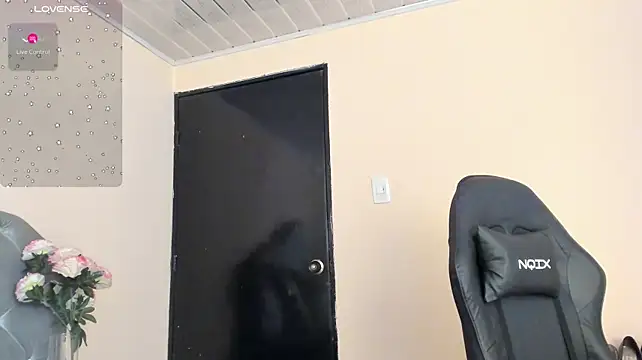 candymills1's Live XXX Chat